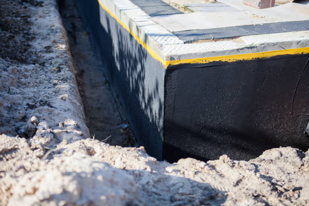 Flood containment and hydraulic sealing in Morris, IN